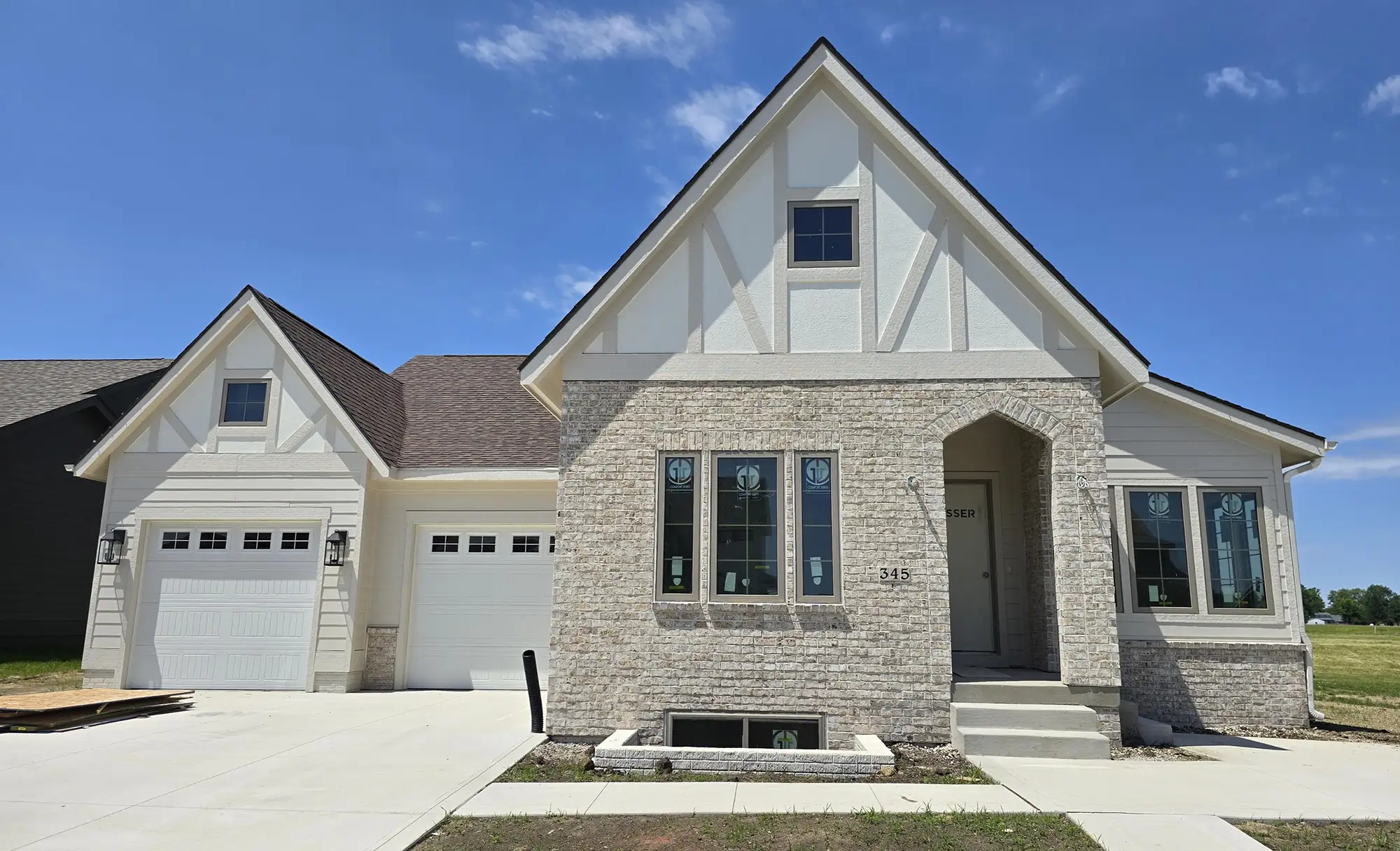Exterior 345 Waterbury